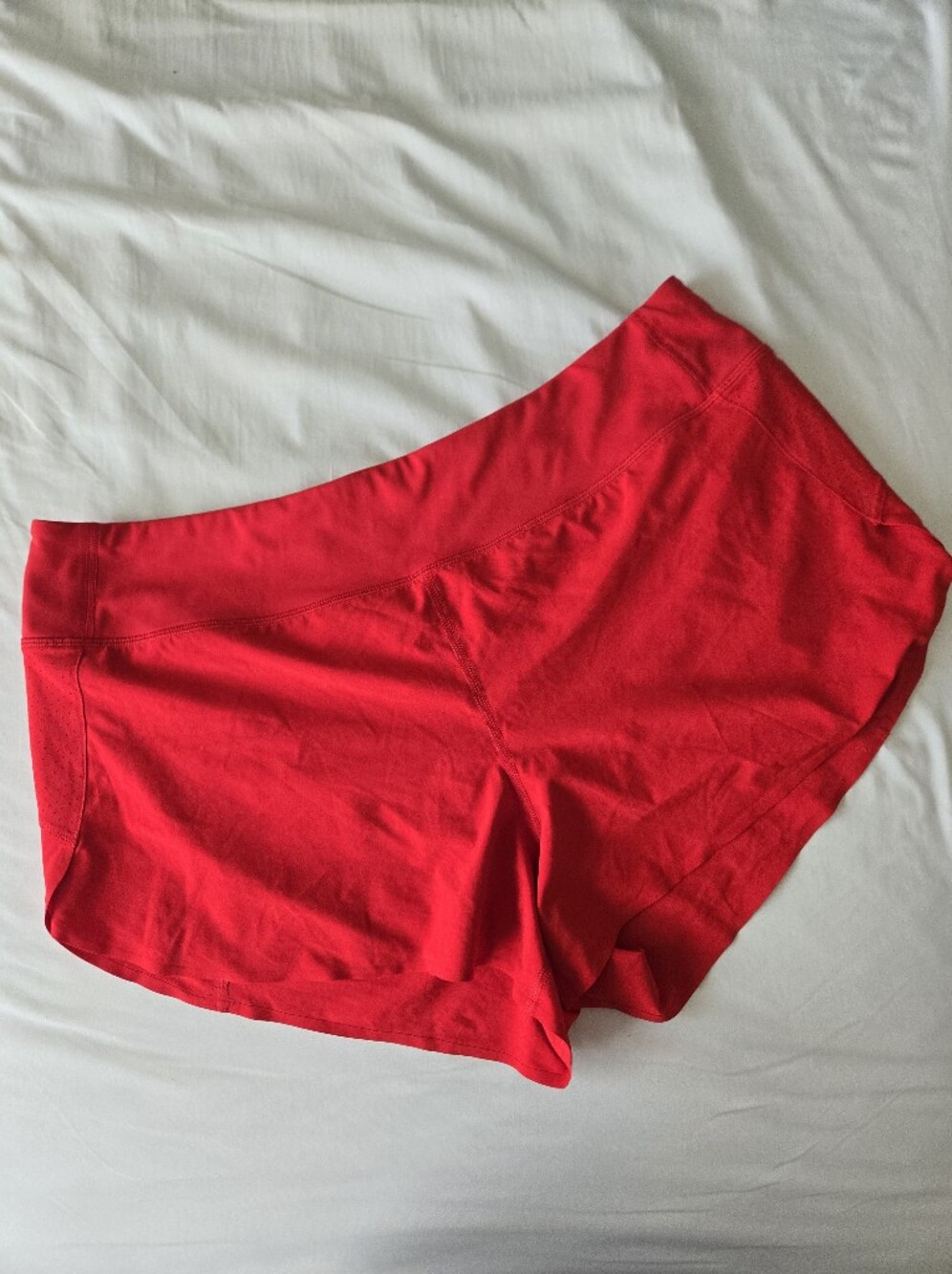 NWOT Athleta Red Run With It 3.5" Short Size XL